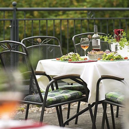 Victor'S Residenz-Hotel Ерфурт Екстериор снимка